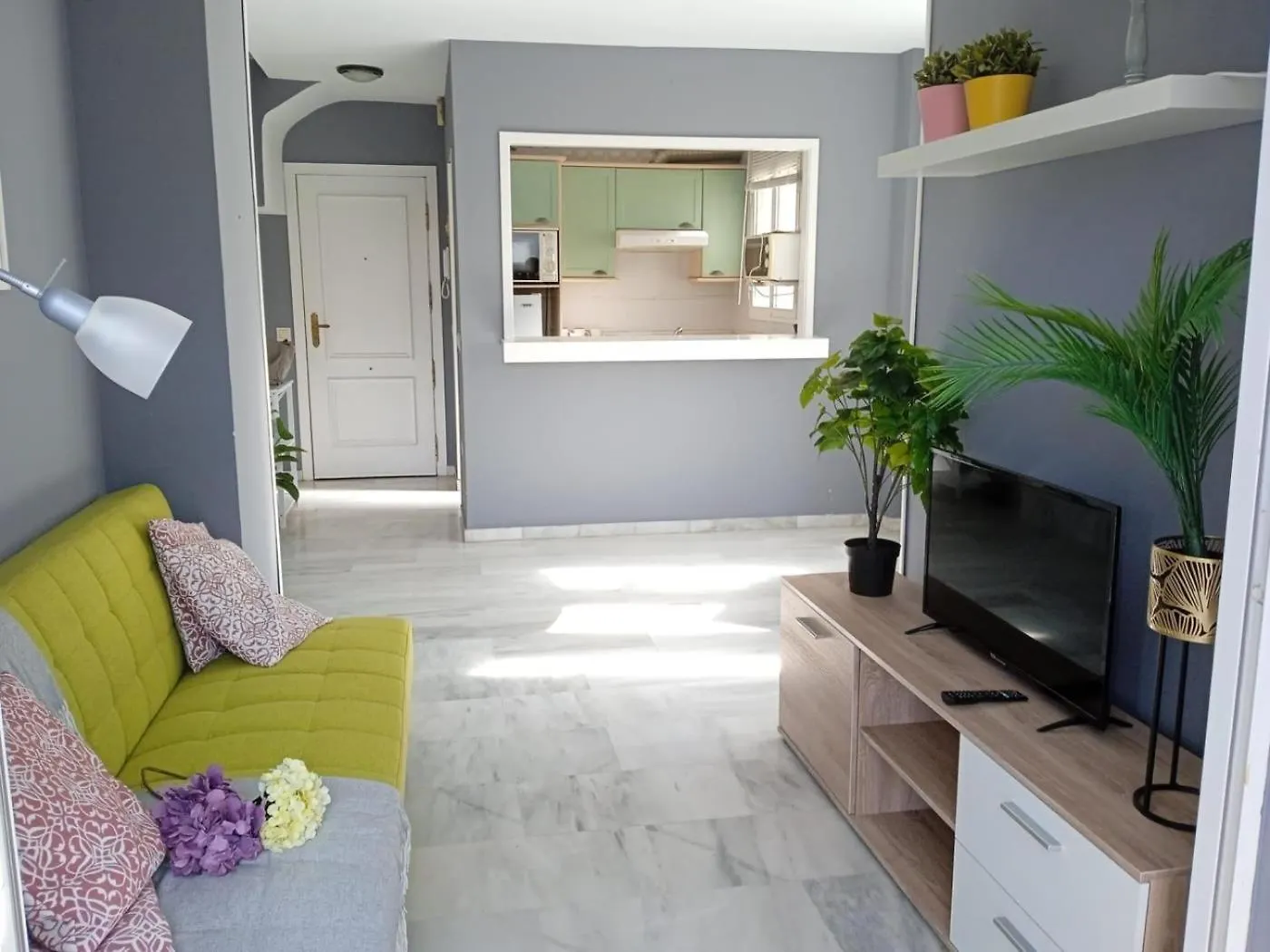 1 Bedroom Apartment Near The Beach Benalmádena 0*,