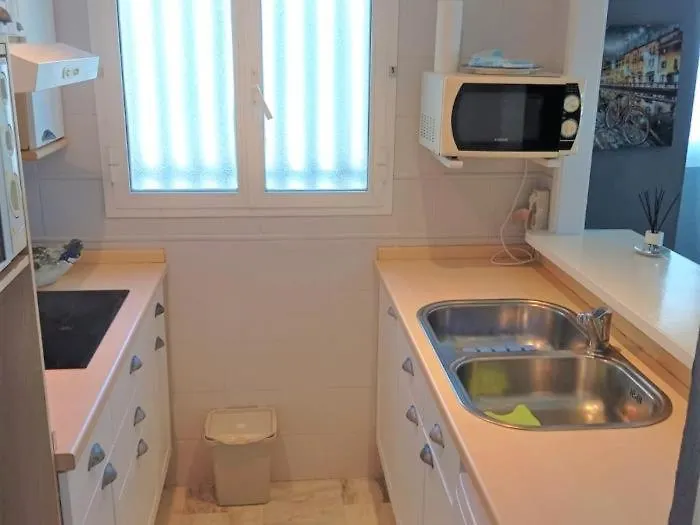 1 Bedroom Apartment Near The Beach Benalmadena Spain