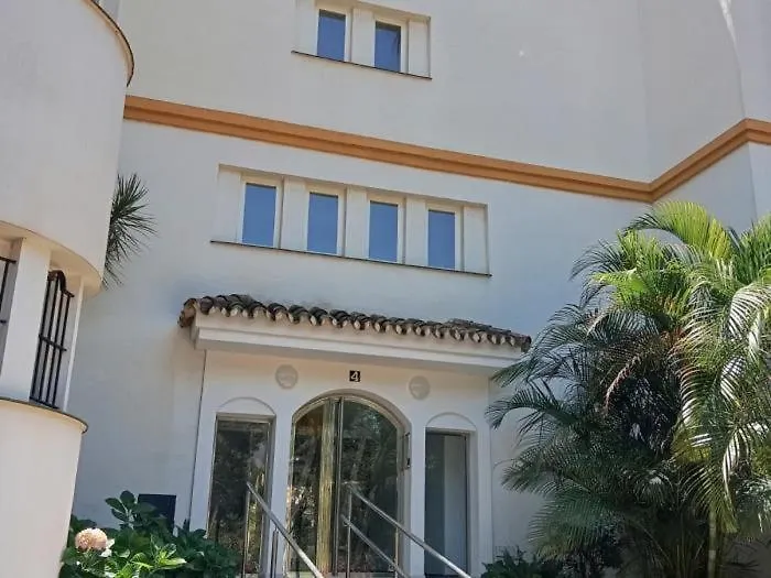 1 Bedroom Apartment Near The Beach Benalmadena Spain